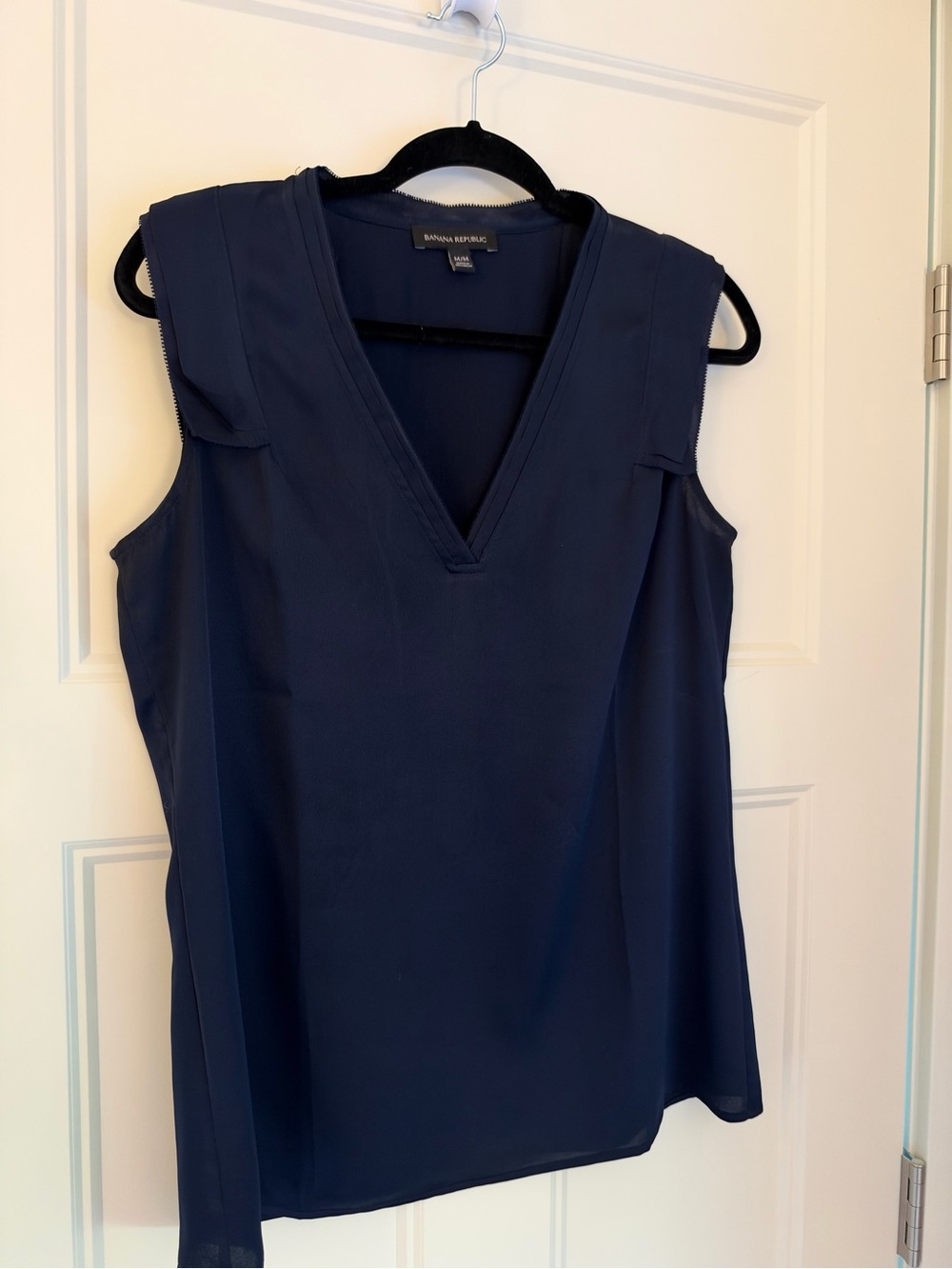 Banana Republic Dark Navy V-Neck Sleeveless Camisole